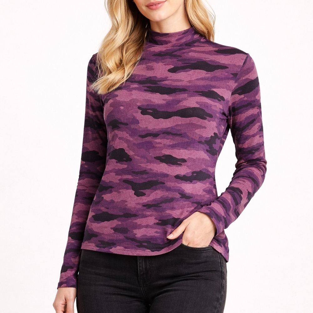 BeachLunchLounge | Purple Pink Camo Long Sleeve Top Stretch Lightweight | Small